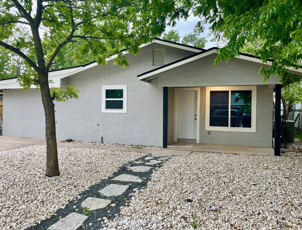 Front exterior 205 Starkey St. Kerrville